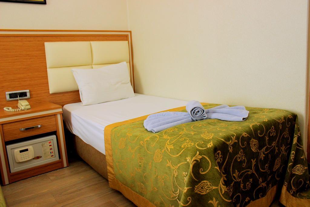 Hotel Buyuk Paris 이스탄불 외부 사진