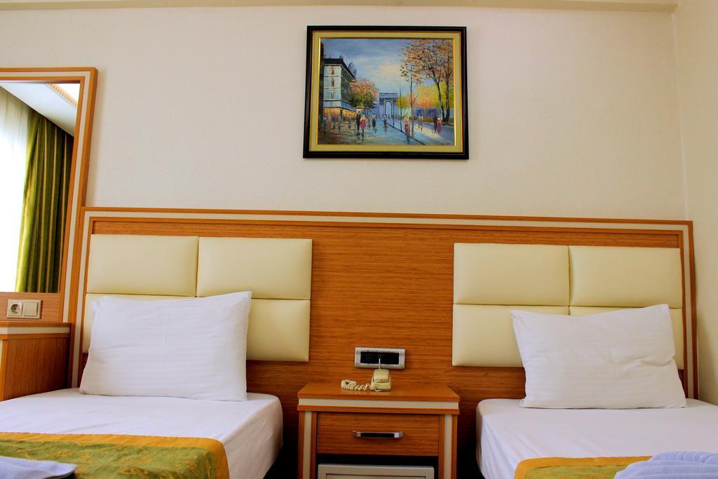 Hotel Buyuk Paris 이스탄불 외부 사진
